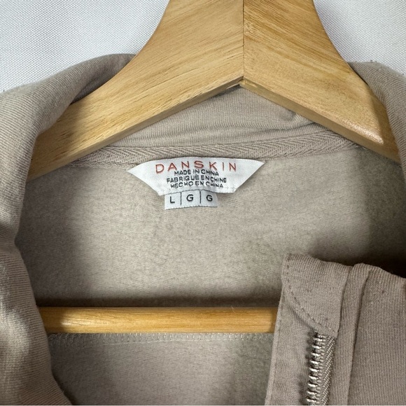 Danskin Light Brown Full Zip Athletic Jacket L - Picture 4 of 4